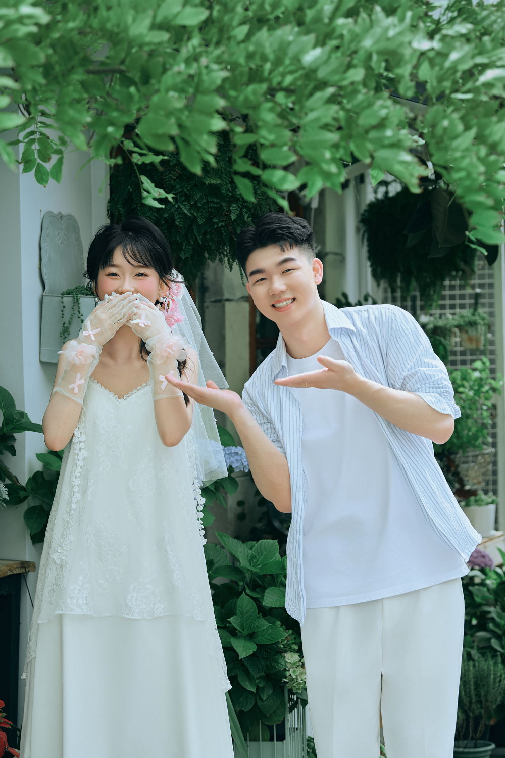 張先生&王小姐